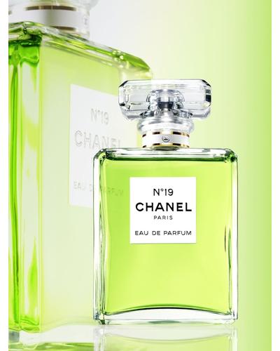 CHANEL Chanel No 19 фото 2