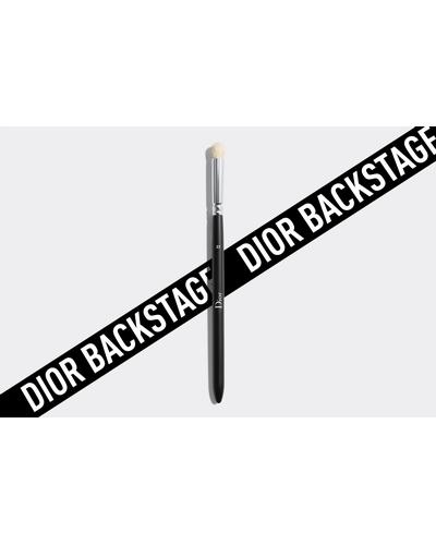 Dior Backstage Large Eyeshadow Blending Brush №23 фото 2