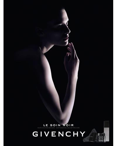 Givenchy Le Soin Noir Renewal Serum фото 4