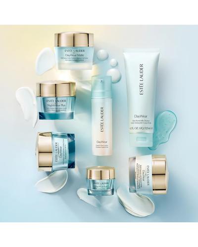 Estee Lauder Daywear Liquid Glow Lotion фото 2
